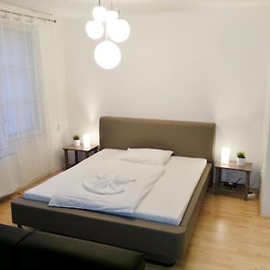 Studio met een King Size Bed